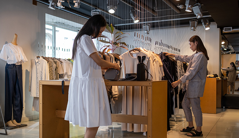 某知名服装品牌实现设计流程数字化转型